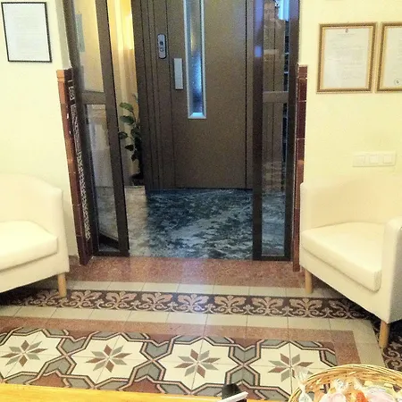 بيت ضيافة Atlantida