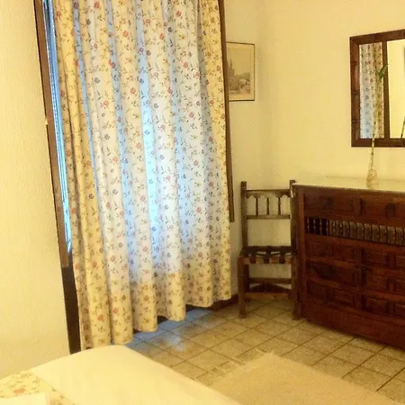 Atlantida Guest house *