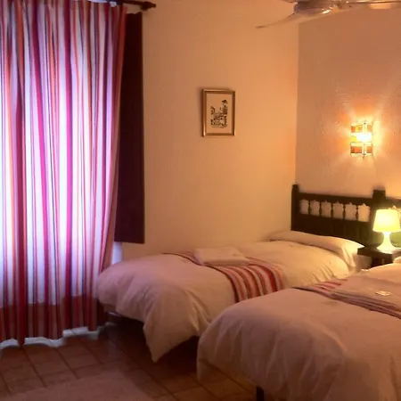 Atlantida Guest house