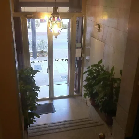 Atlantida Guest house Granada